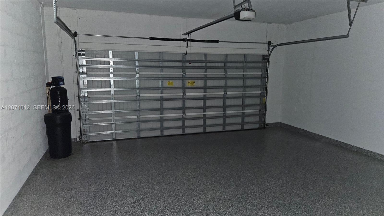 1328 4 / 3 2401 sq. ft. $ 2026-08-13 0 foto