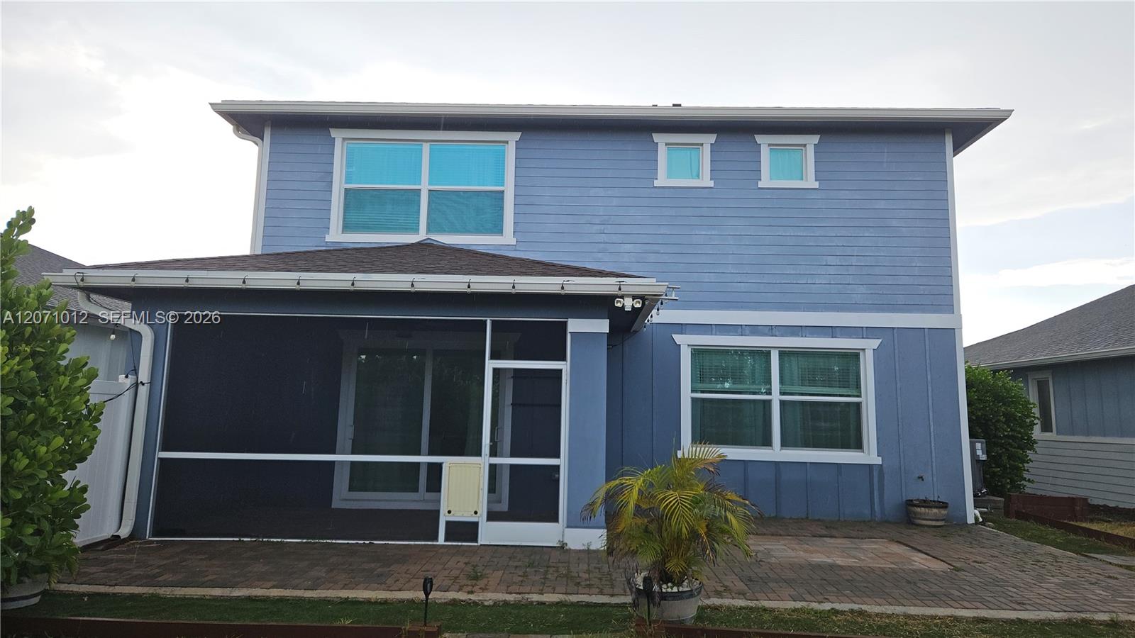 1328 4 / 3 2401 sq. ft. $ 2026-08-13 0 foto