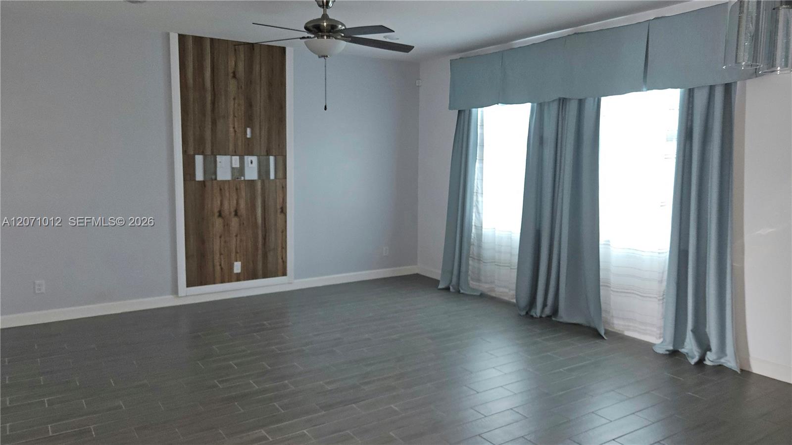 1328 4 / 3 2401 sq. ft. $ 2026-08-13 0 foto