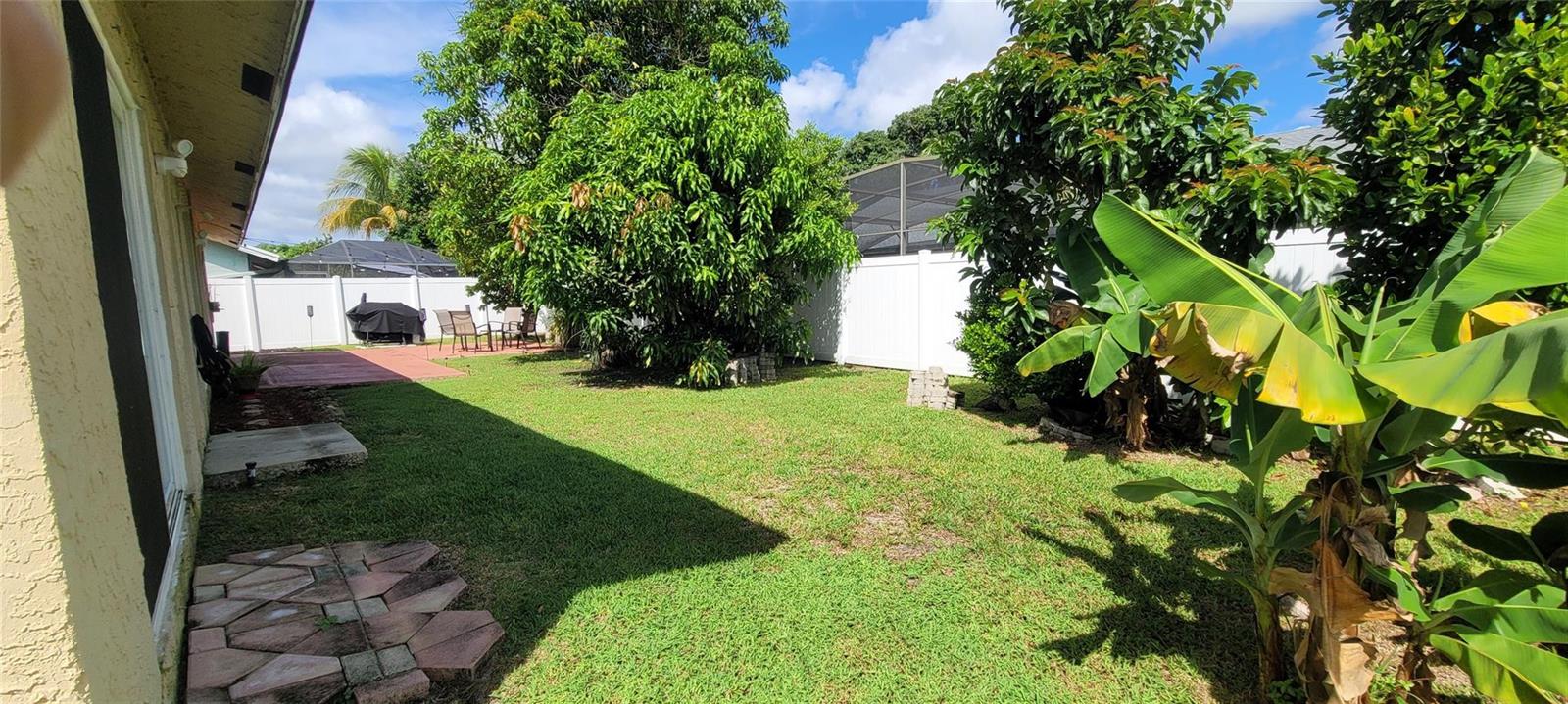 Ver detalles 8311 3 / 2 1844 sq. ft. $ 2026-08-14 0 foto