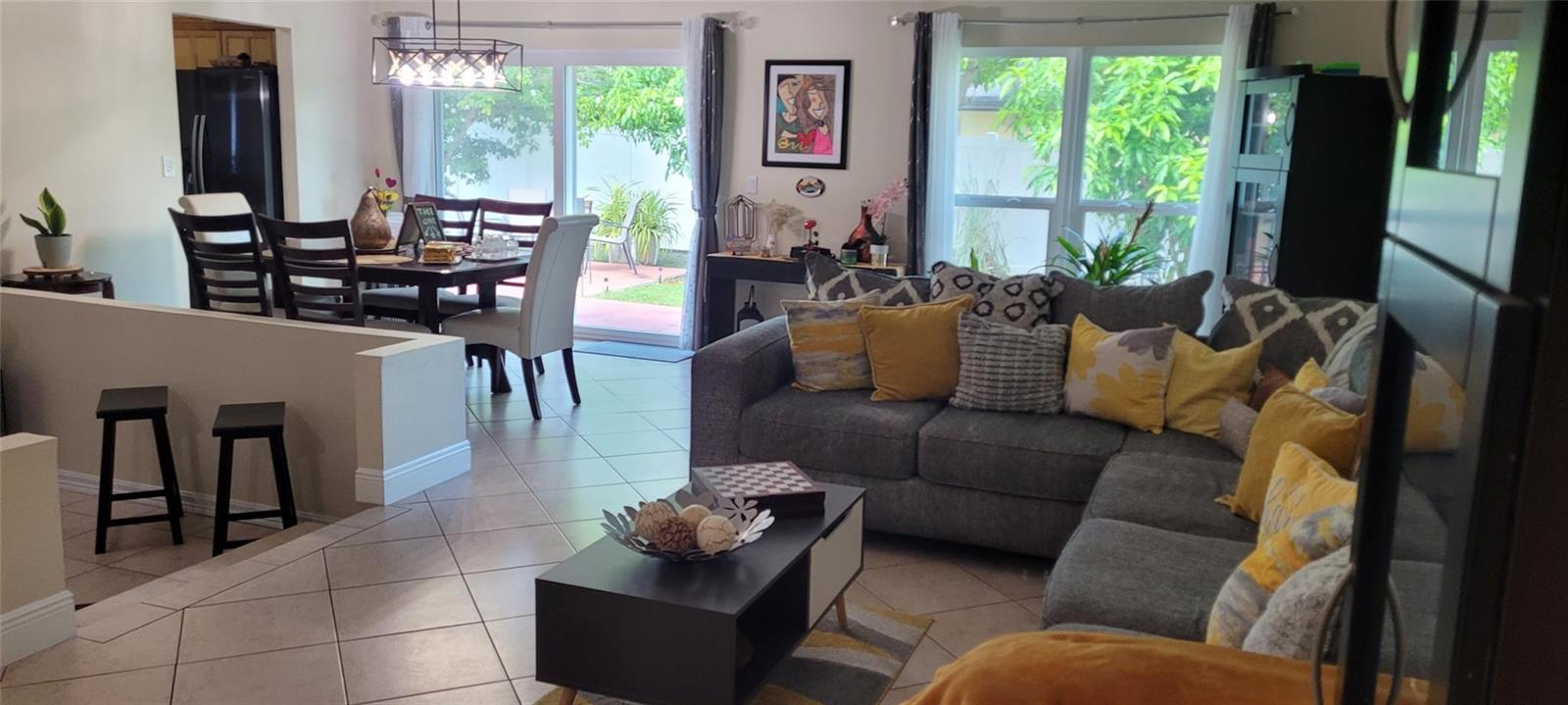 Ver detalles 8311 3 / 2 1844 sq. ft. $ 2026-08-14 0 foto