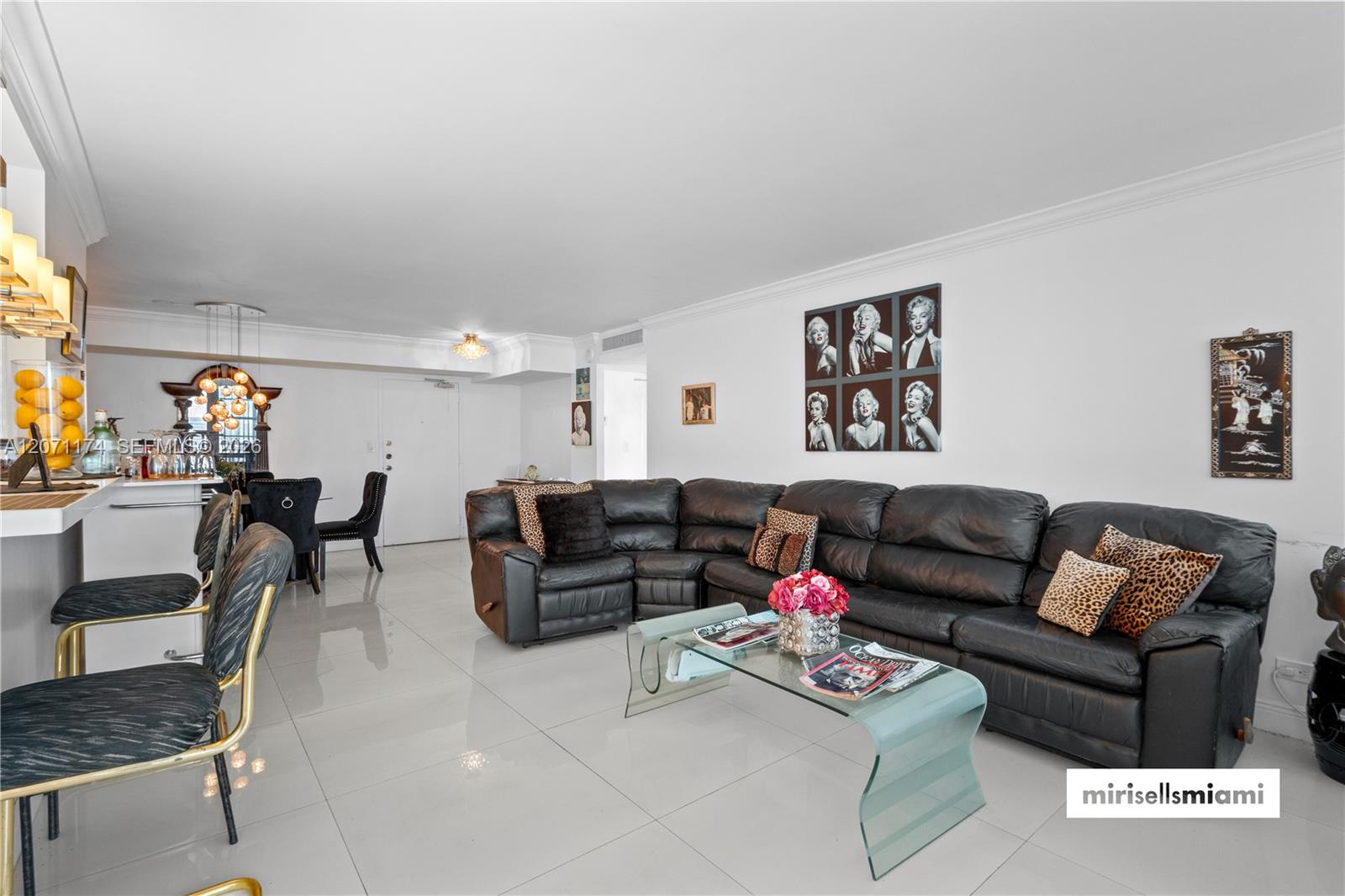 Ver detalles 1901 2 / 2 1488 sq. ft. $ 2026-08-14 0 foto