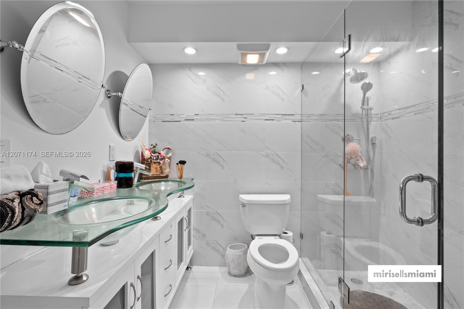 Ver detalles 1901 2 / 2 1488 sq. ft. $ 2026-08-14 0 foto