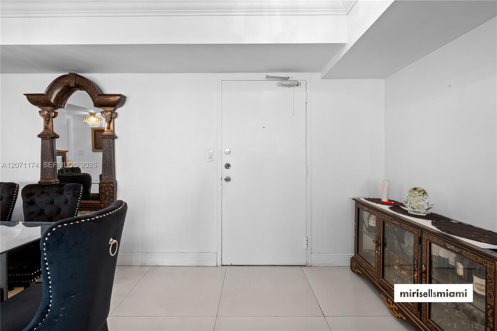 Ver detalles 1901 2 / 2 1488 sq. ft. $ 2026-08-14 0 foto