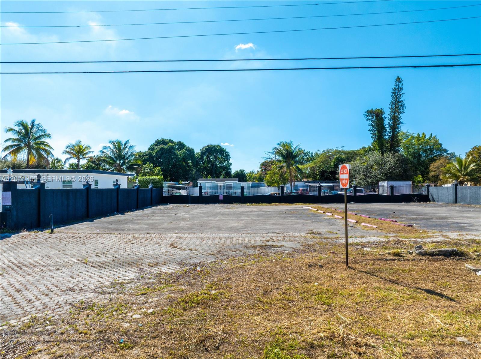 Ver detalles / sq. ft. $ 2026-08-14 0 foto