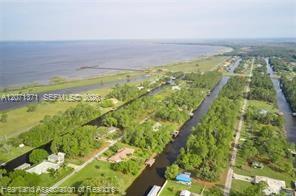   /   sq. ft. $ 2026-08-14 0 foto