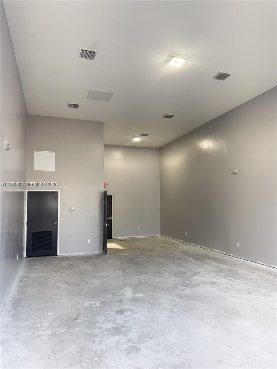 Ver detalles / sq. ft. $ 2026-08-14 0 foto