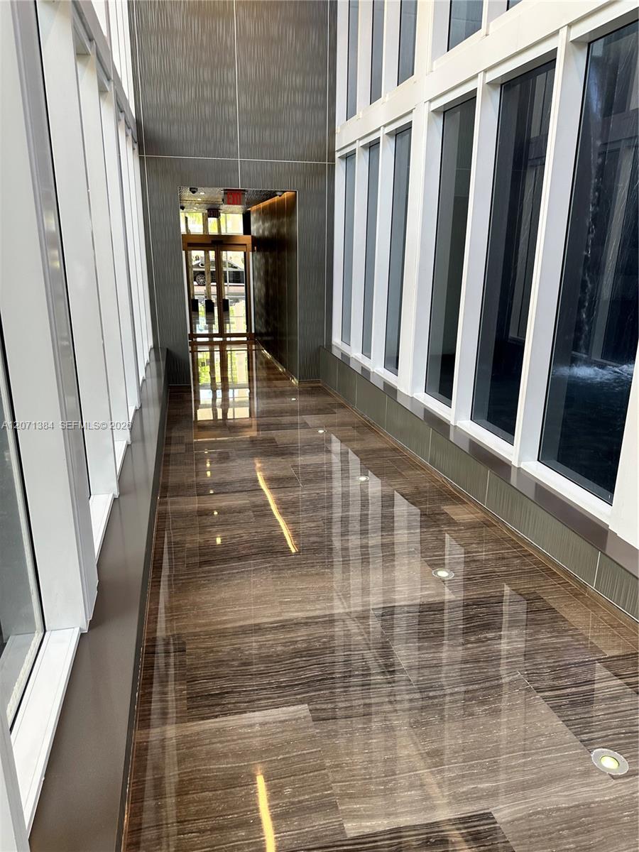 1607 1 / 1 871 sq. ft. $ 2026-08-14 0 Photo