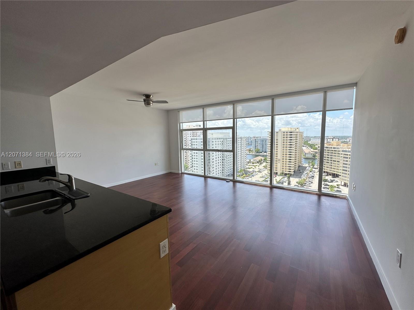 1607 1 / 1 871 sq. ft. $ 2026-08-14 0 Photo