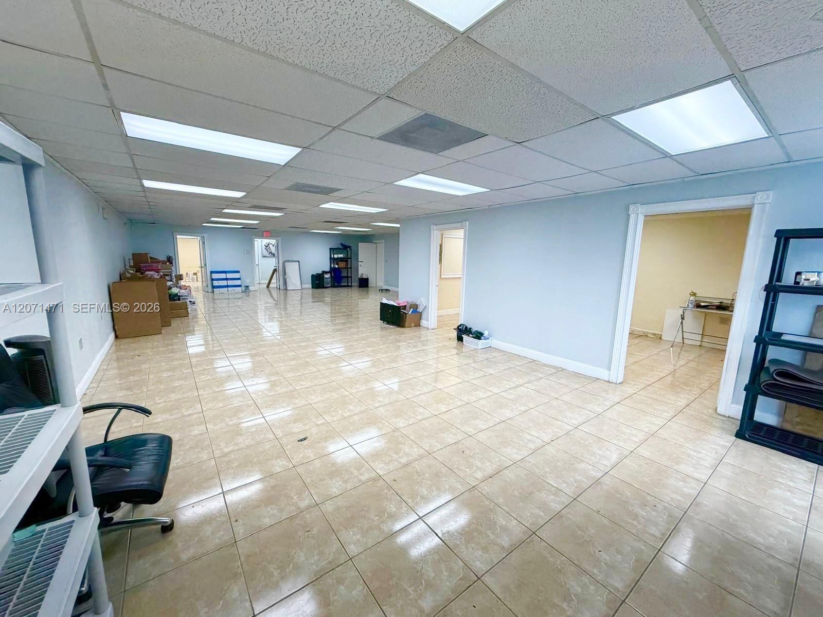   /   sq. ft. $ 2026-08-14 0 foto