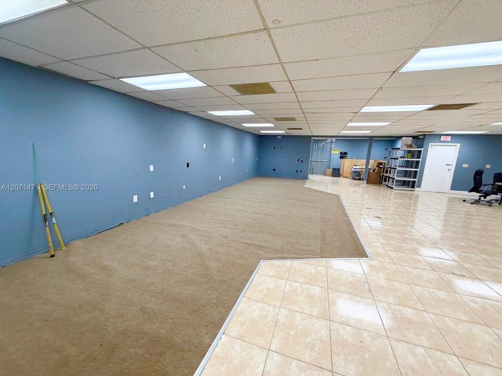   /   sq. ft. $ 2026-08-14 0 foto