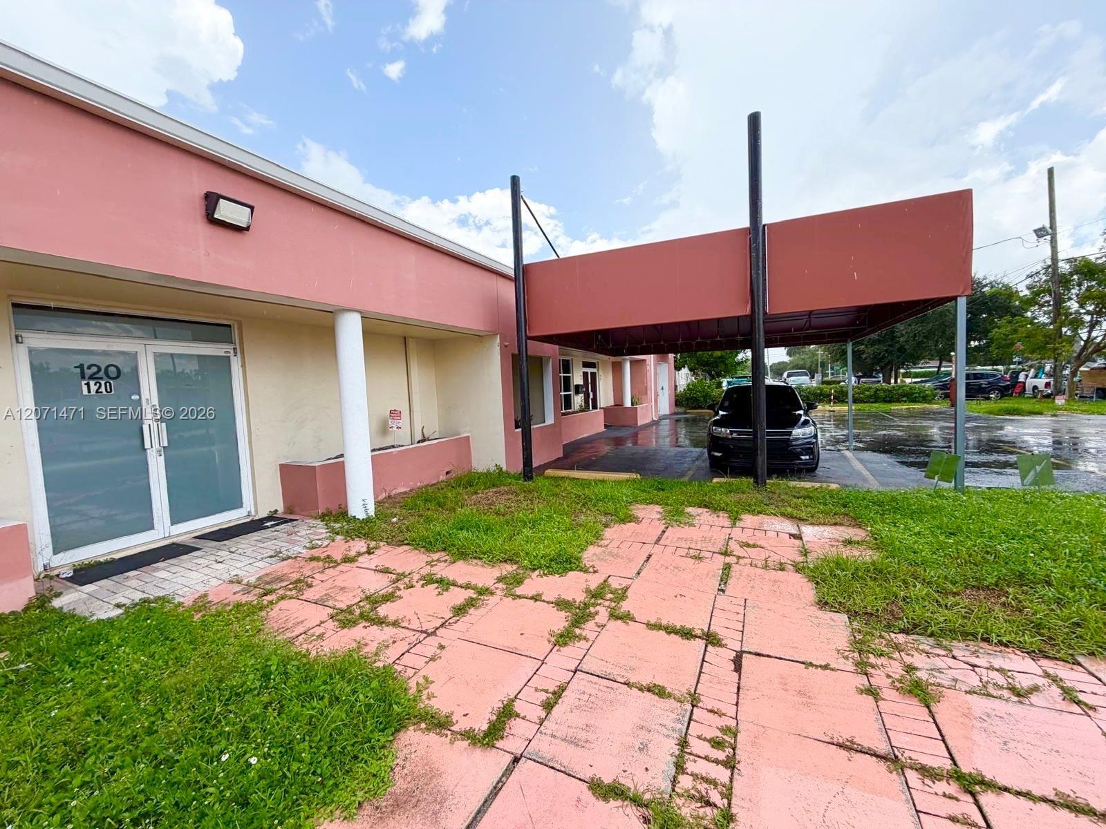   /   sq. ft. $ 2026-08-14 0 foto