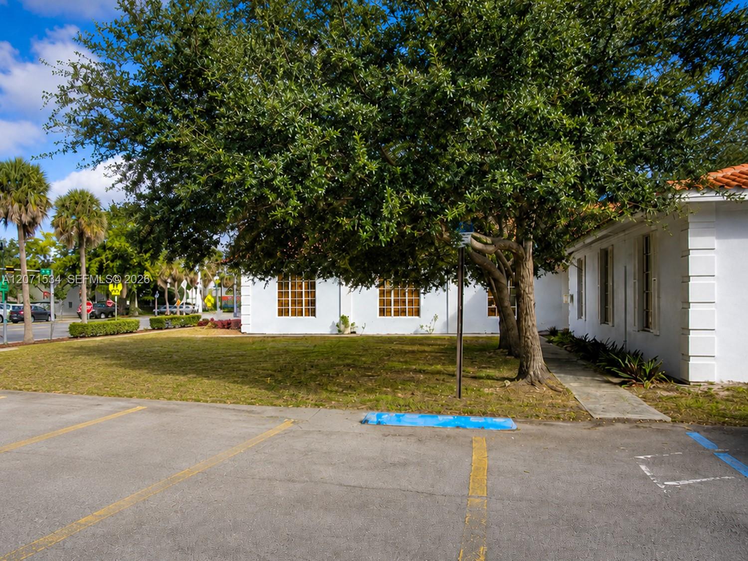   /   sq. ft. $ 2026-08-14 0 Photo