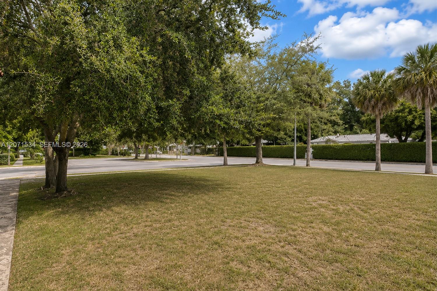   /   sq. ft. $ 2026-08-14 0 Photo