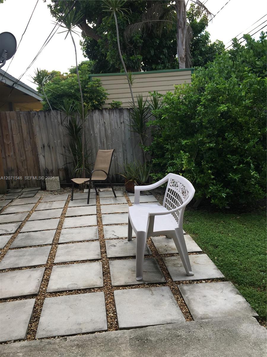 Ver detalles / 2400 sq. ft. $ 2026-08-14 0 foto