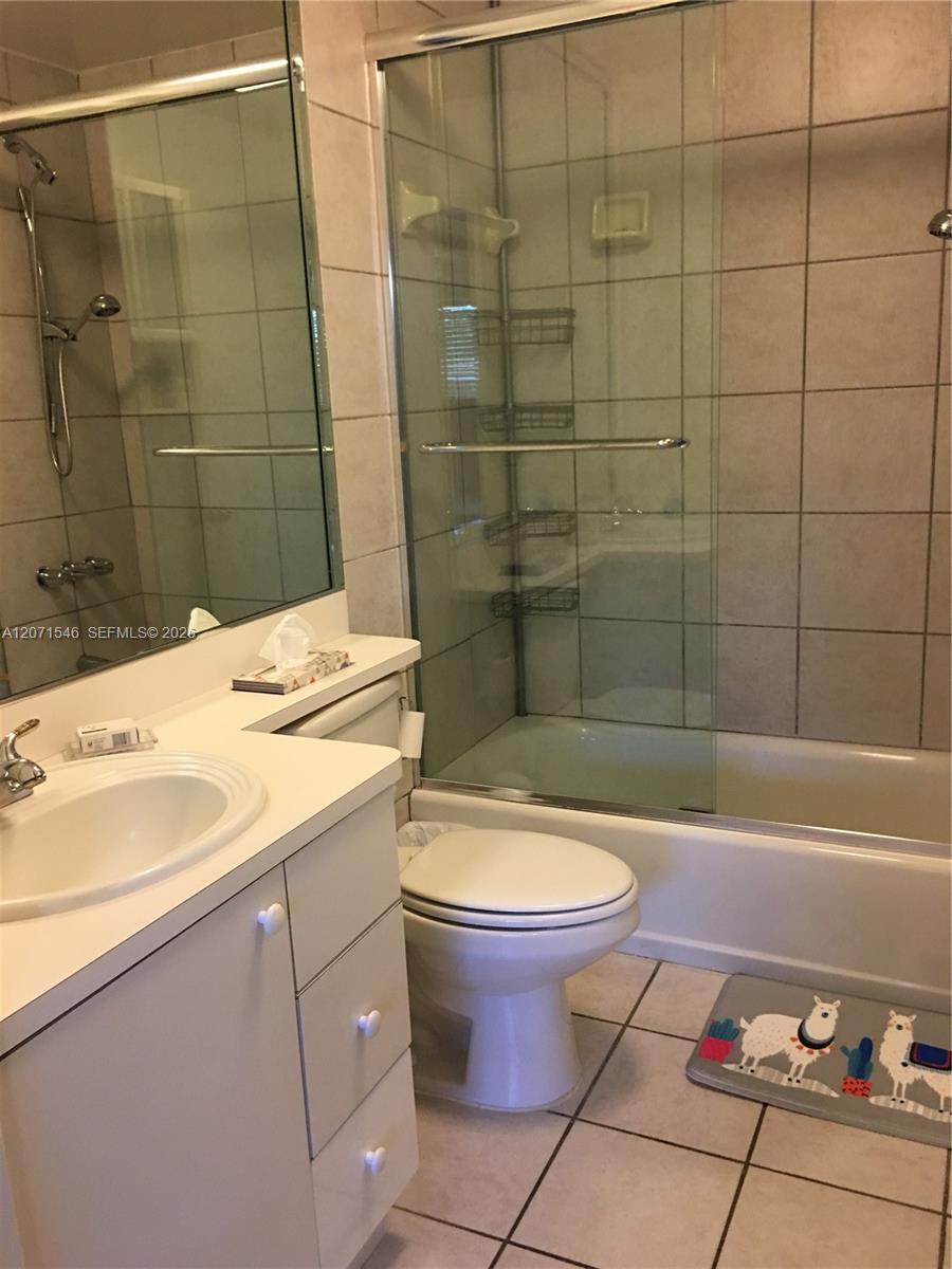 Ver detalles / 2400 sq. ft. $ 2026-08-14 0 foto