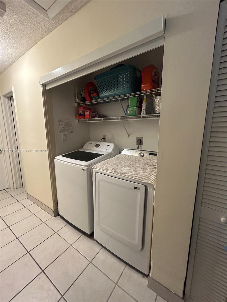 Ver detalles / 2400 sq. ft. $ 2026-08-14 0 foto