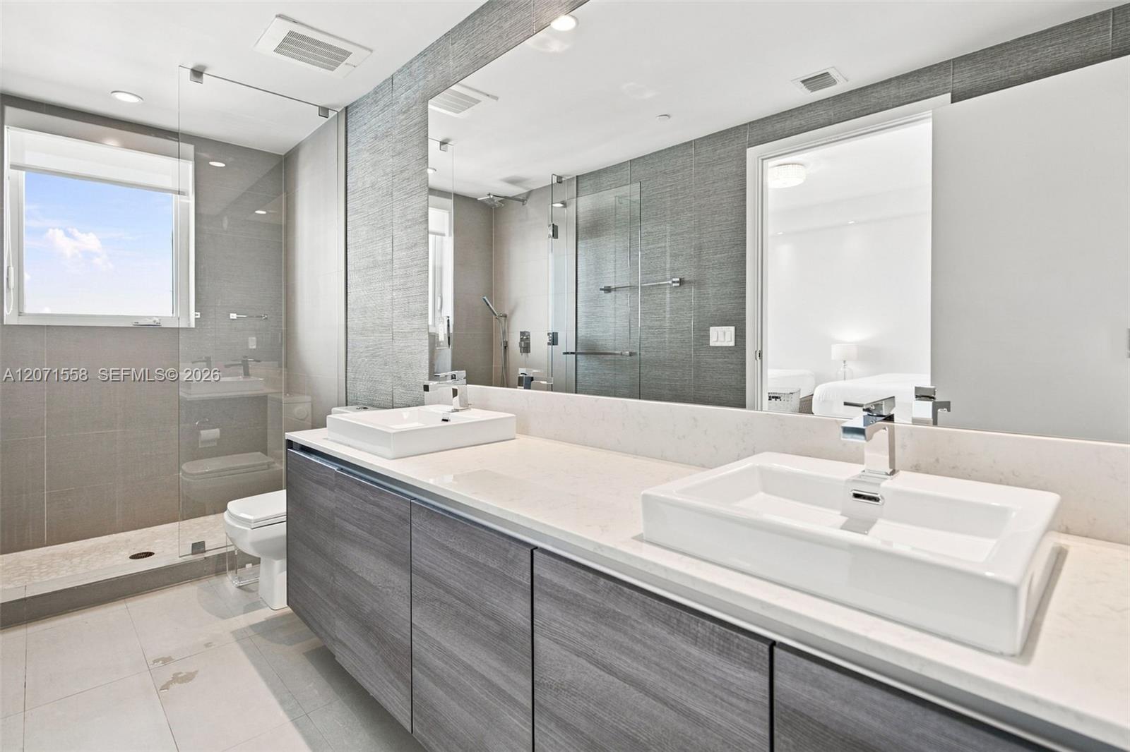 Photo of 1080 Brickell Ave #3800, Miami, Florida, 33131 -
