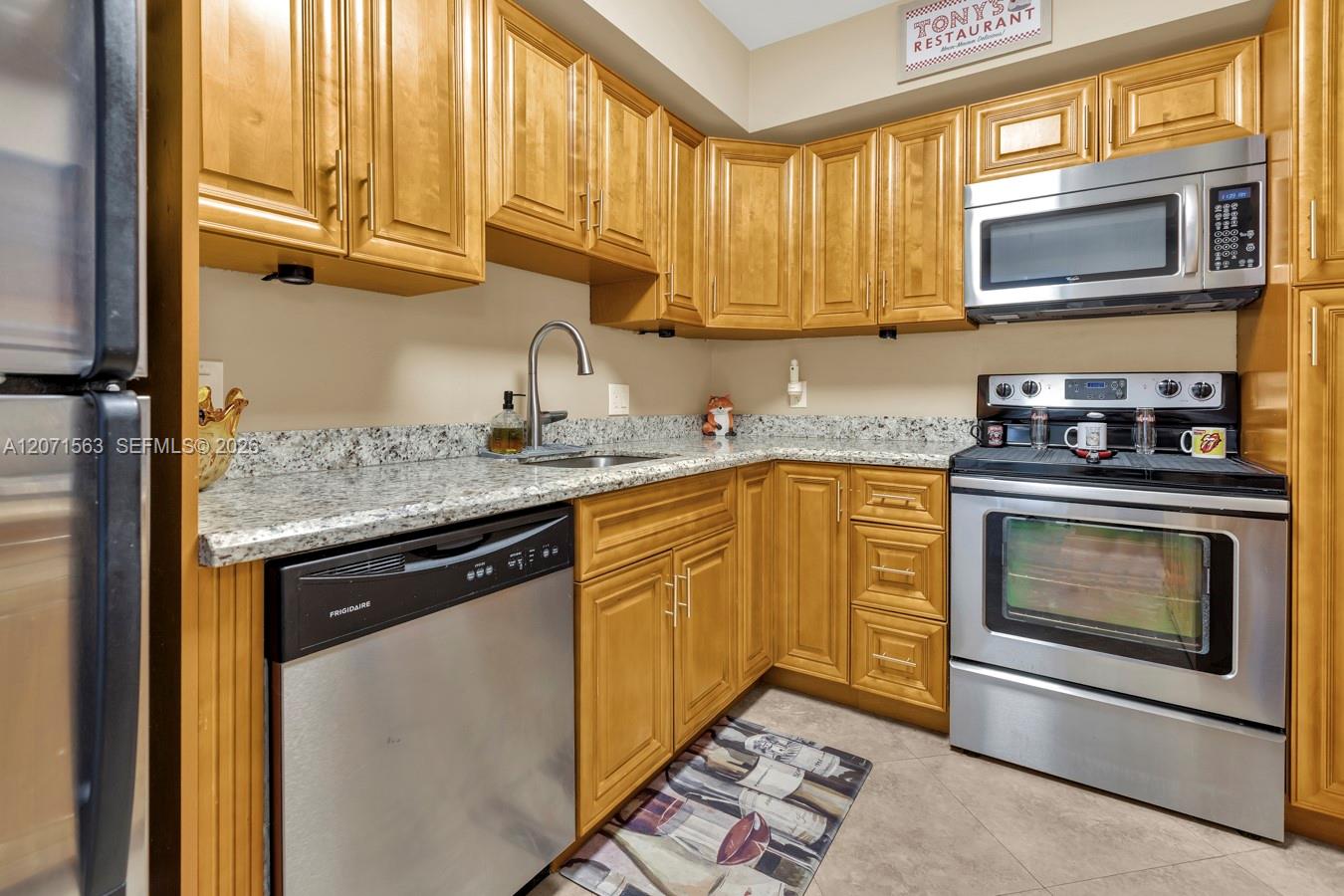 14B 1 / 1 798 sq. ft. $ 2026-08-14 0 Photo
