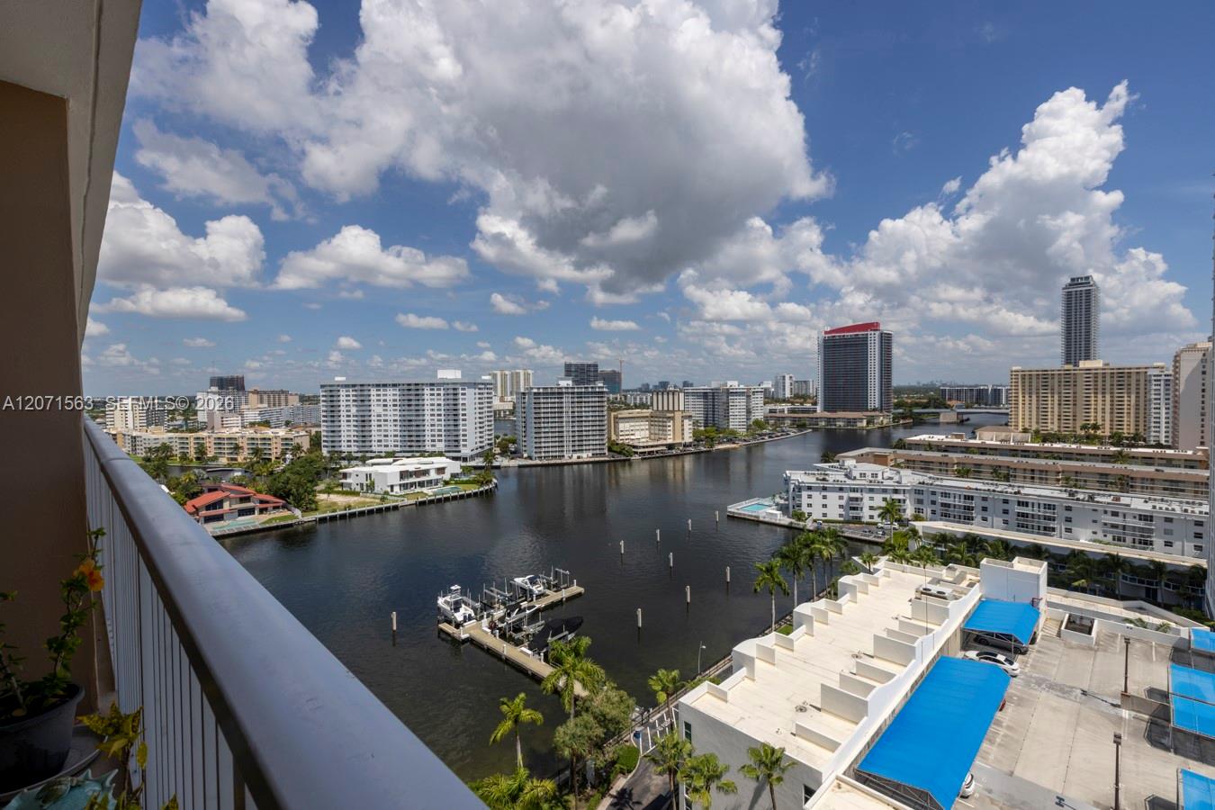 14B 1 / 1 798 sq. ft. $ 2026-08-14 0 Photo