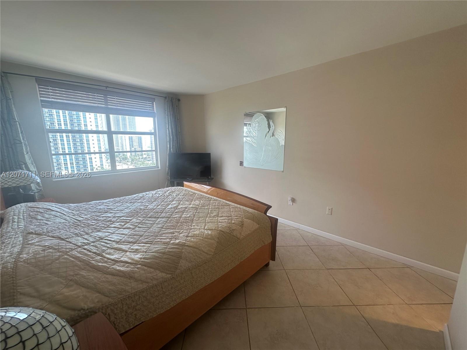 12B 1 / 2 870 sq. ft. $ 2026-08-14 0 Photo