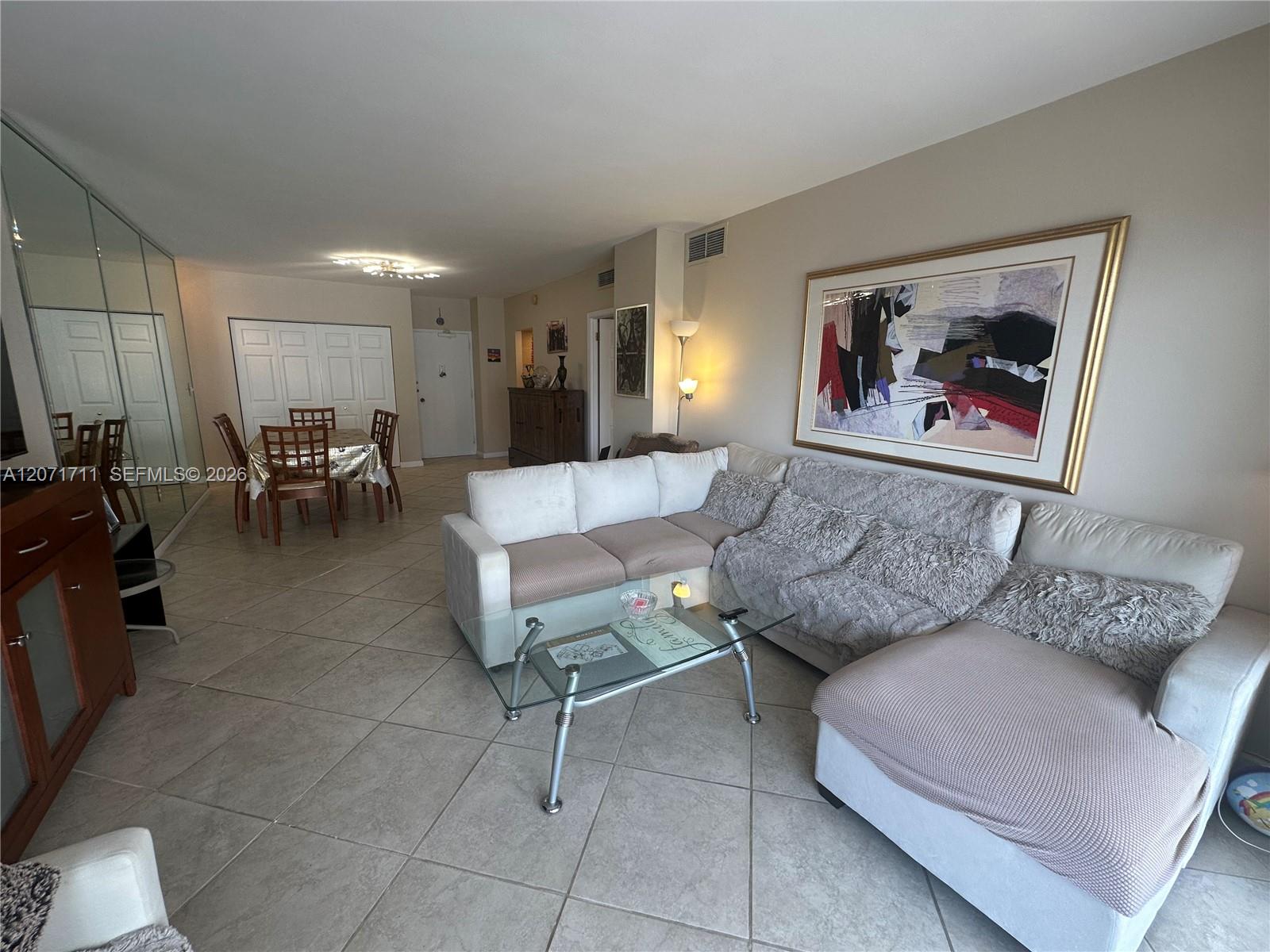 12B 1 / 2 870 sq. ft. $ 2026-08-14 0 Photo