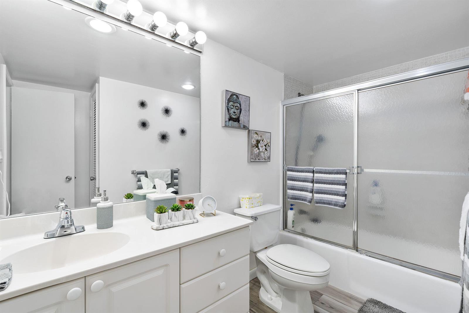 Photo of 19380 Collins  #523, Sunny Isles Beach, Florida, 33160 - Full bath, bright and clean