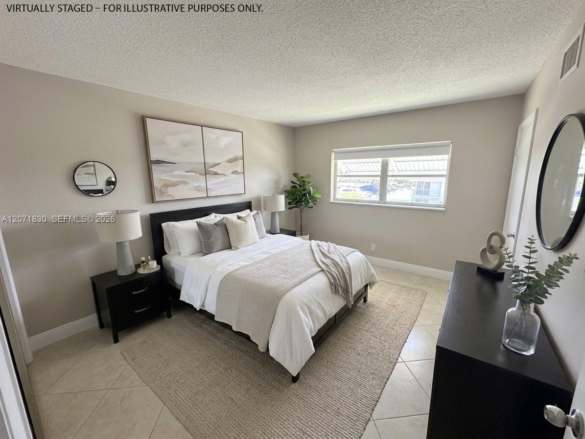 Ver detalles 214 2 / 2 899 sq. ft. $ 2026-08-15 0 foto