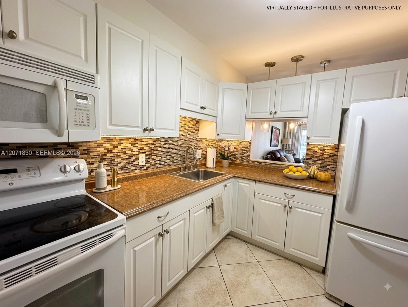 Ver detalles 214 2 / 2 899 sq. ft. $ 2026-08-15 0 foto