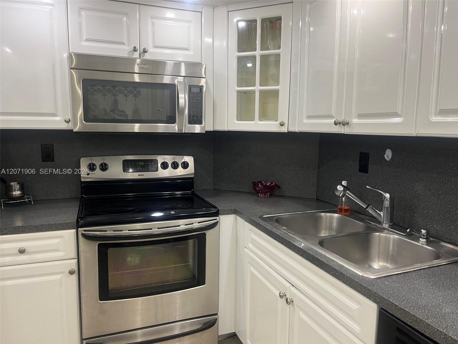 1707 2 / 2 1350 sq. ft. $ 2026-08-15 0 Photo