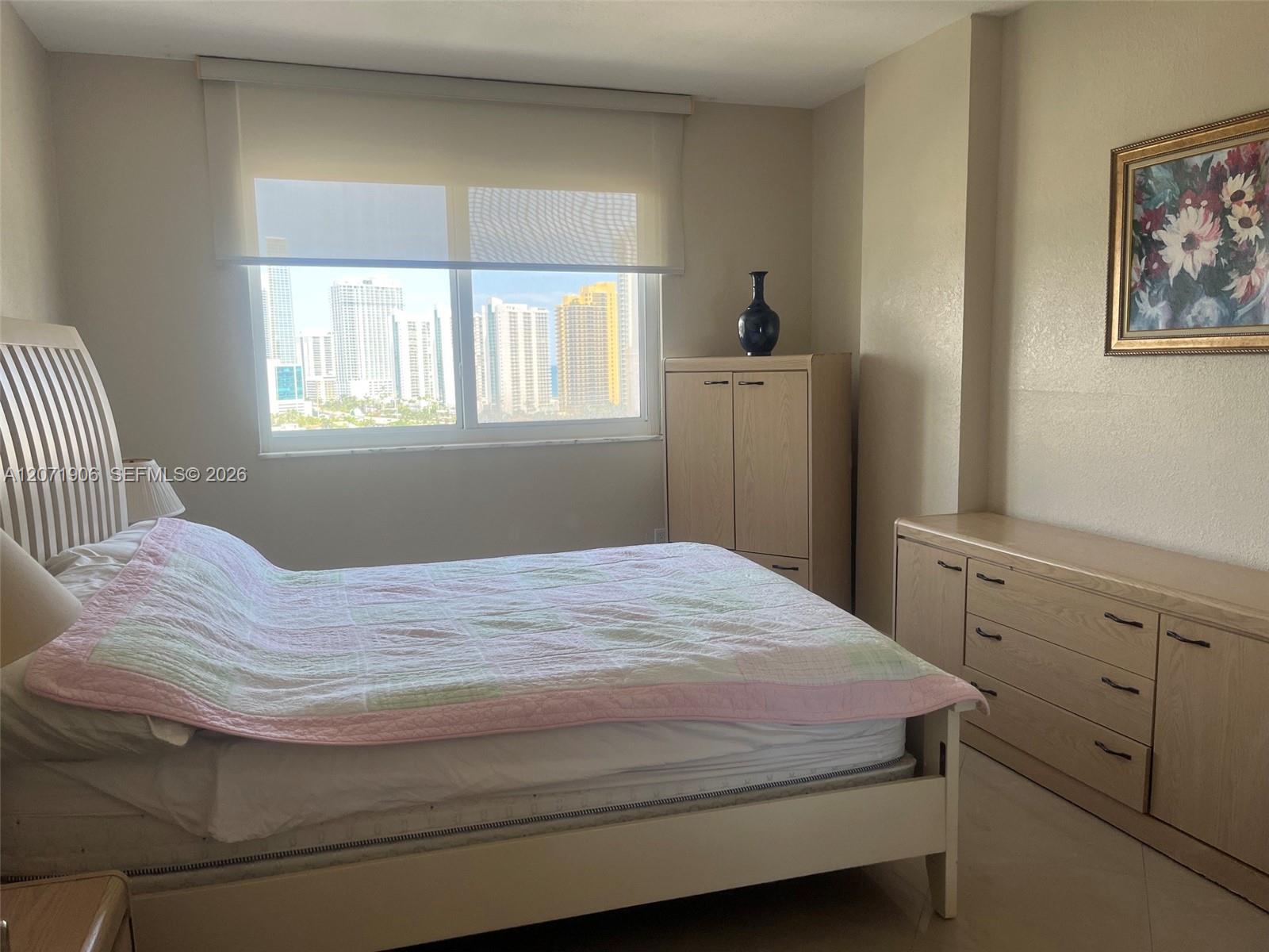 1707 2 / 2 1350 sq. ft. $ 2026-08-15 0 Photo