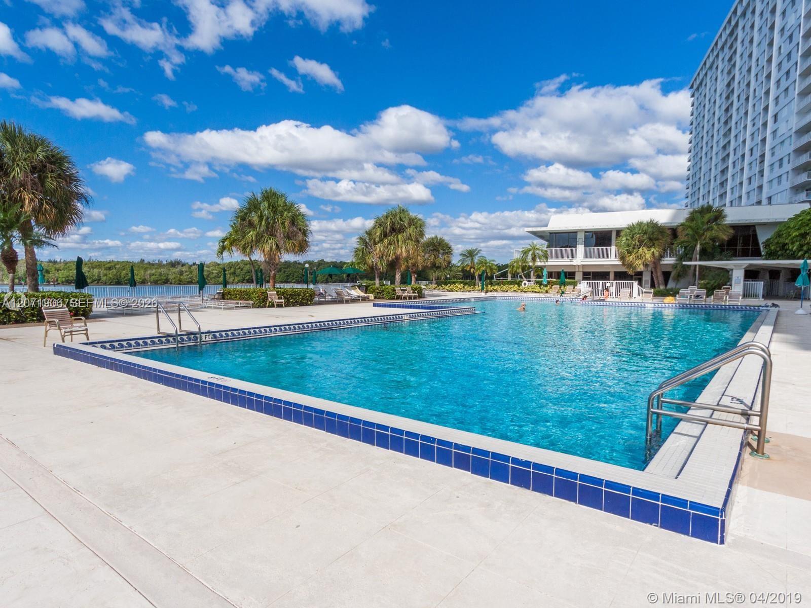 1707 2 / 2 1350 sq. ft. $ 2026-08-15 0 Photo