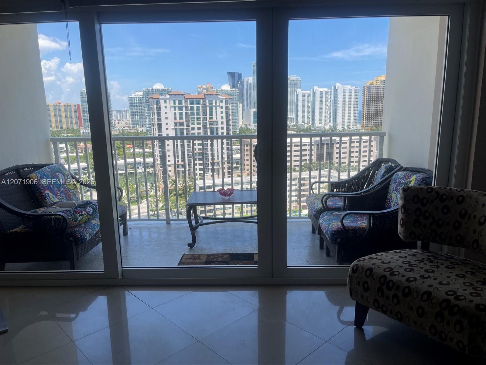 1707 2 / 2 1350 sq. ft. $ 2026-08-15 0 Photo