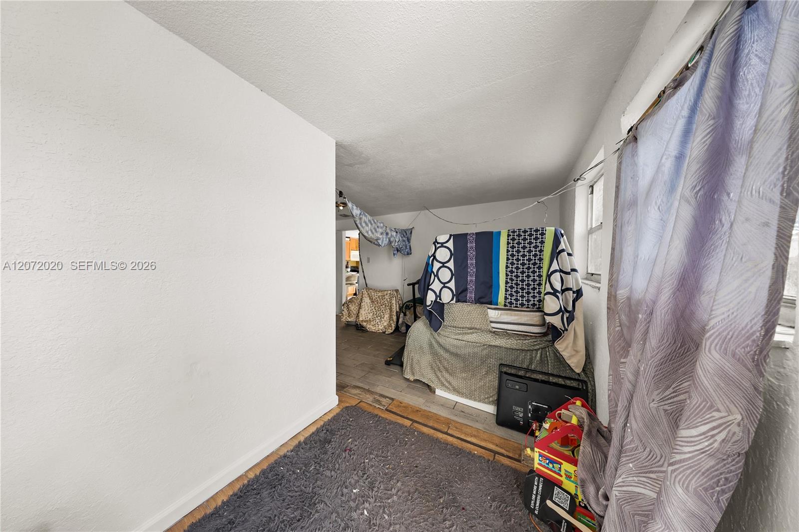 Ver detalles / 1322 sq. ft. $ 2026-08-16 0 foto