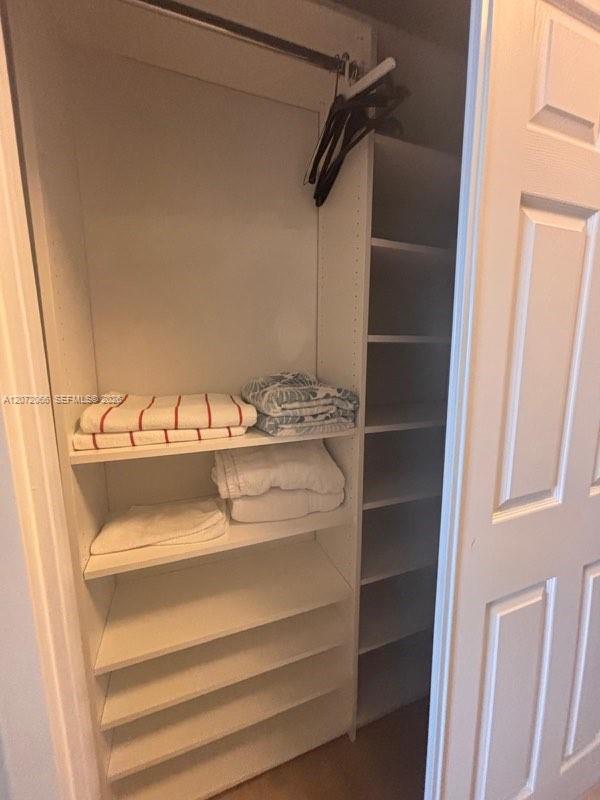 Photo of 3725 Ocean Dr  #1417, Hollywood, Florida, 33019 - 