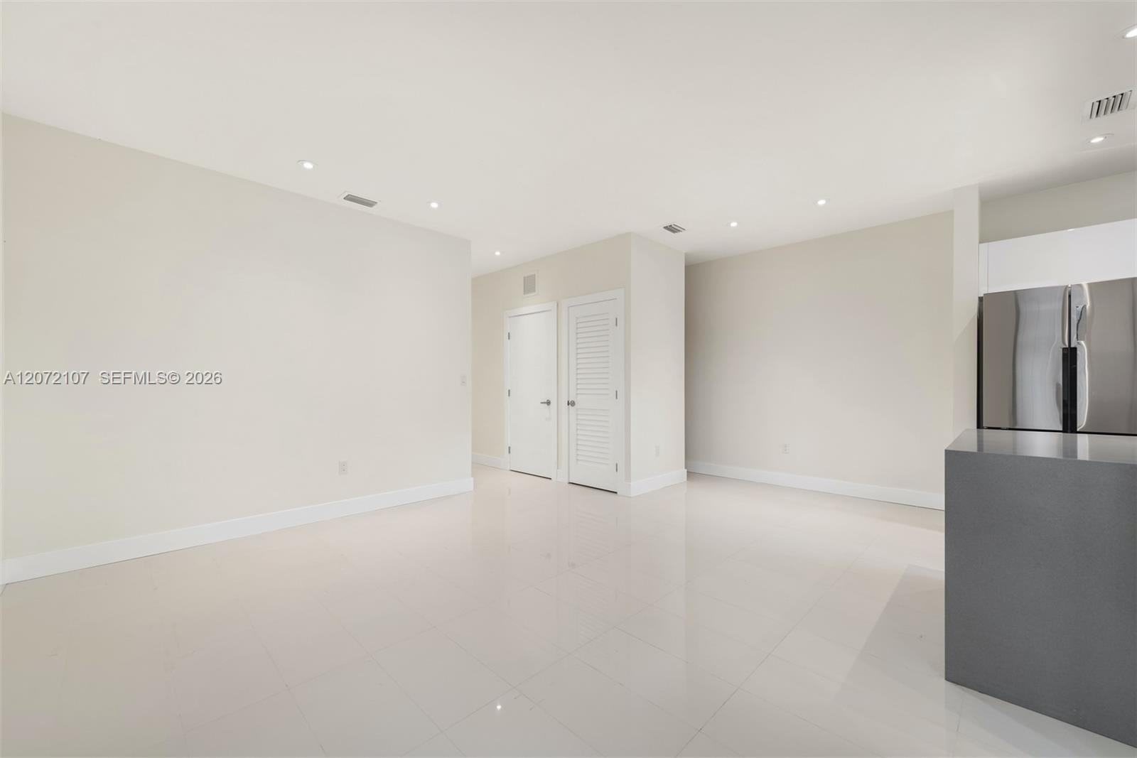 See details / 1810 sq. ft. $ 2026-08-16 0 Photo