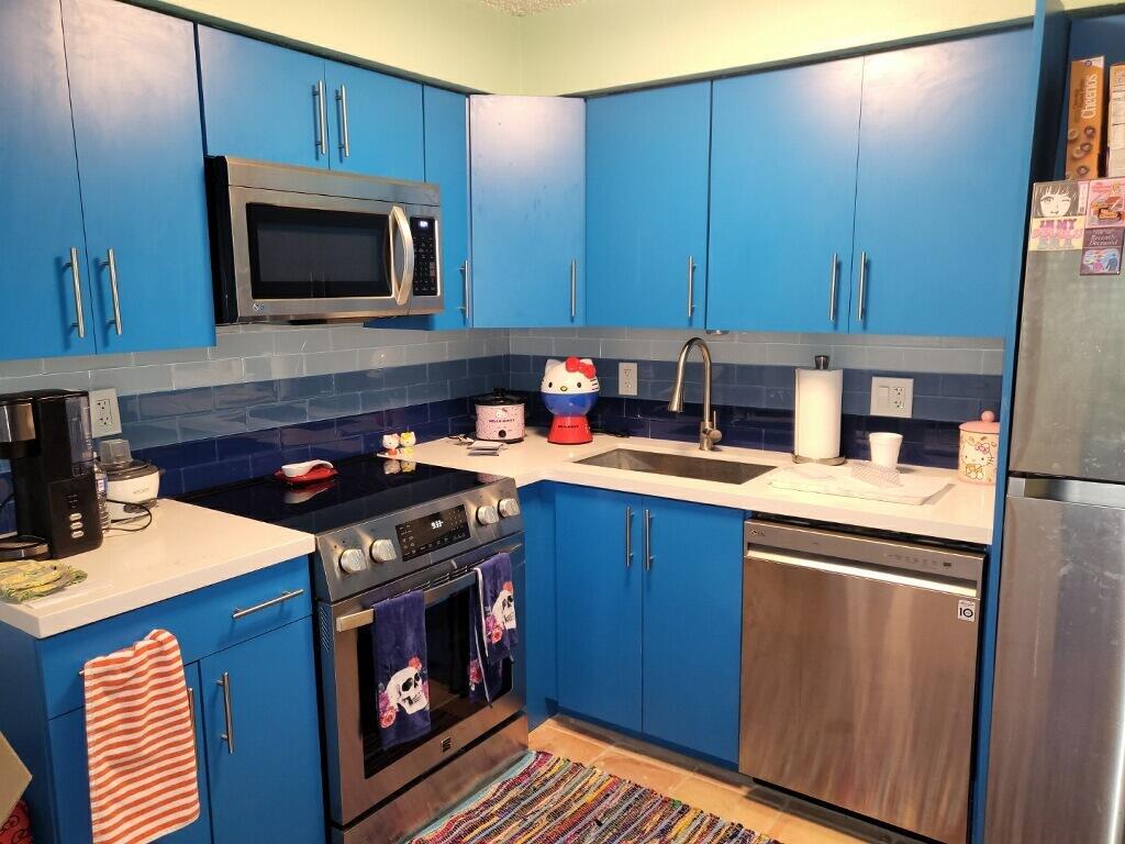 See details 1-2 / 0 1869 sq. ft. $ 2026-08-17 0 Photo