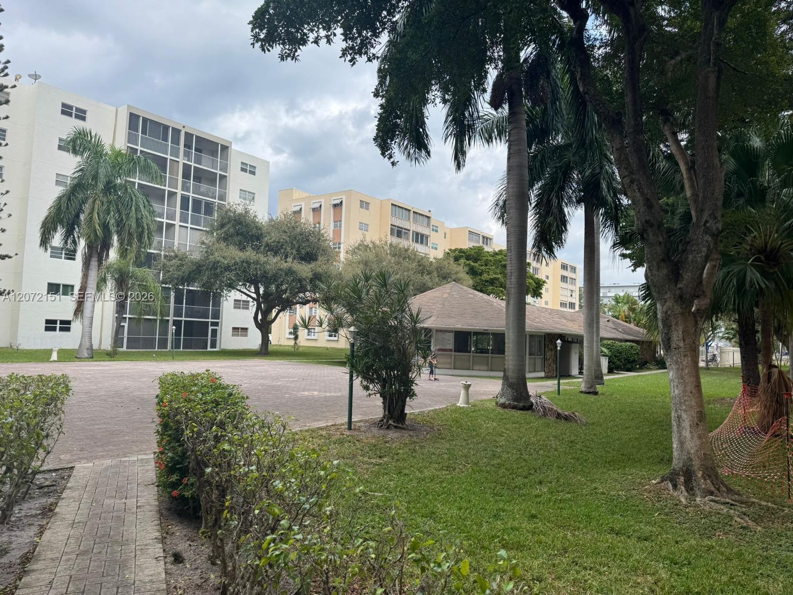 Photo of 900 12th Ave  #302, Hallandale Beach, Florida, 33009 - 