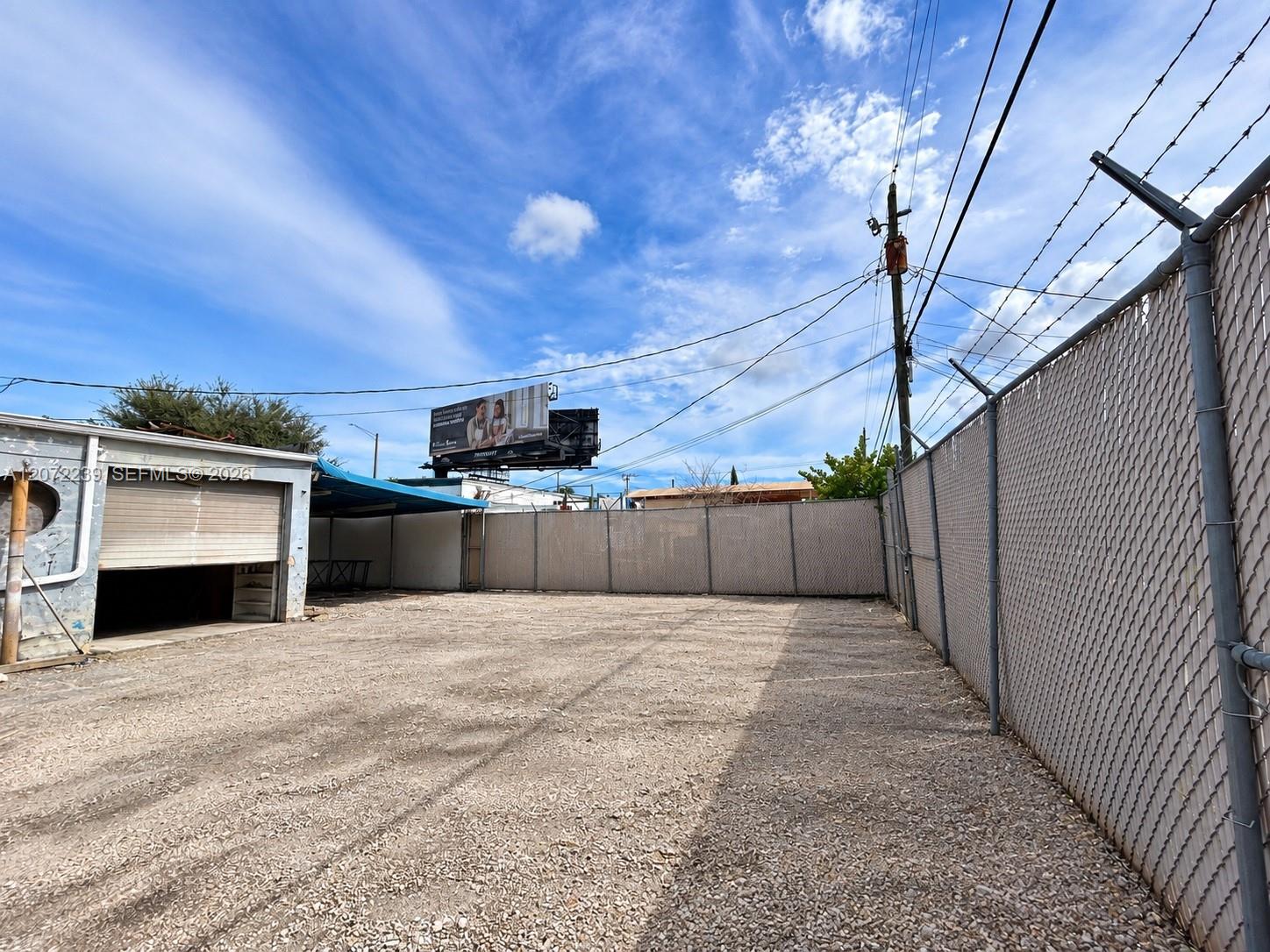   /   sq. ft. $ 2026-09-23 0 foto