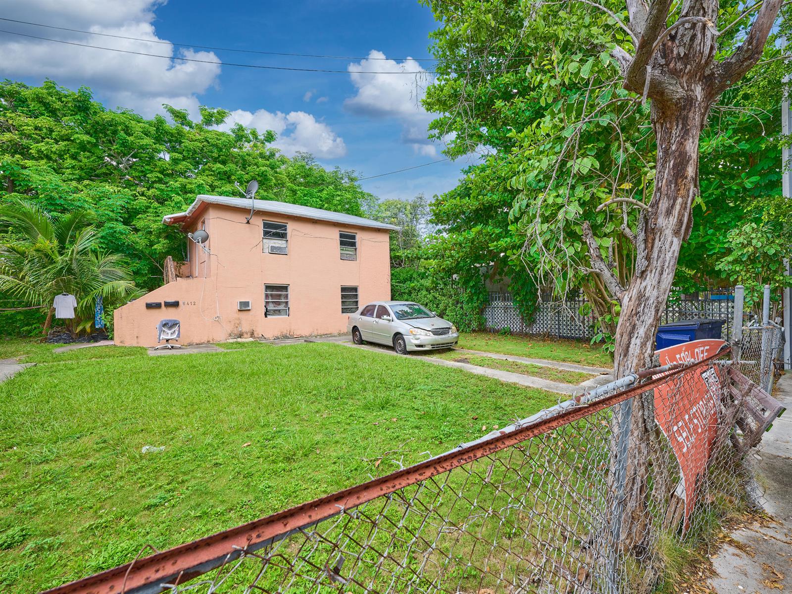 See details / 0 2483 sq. ft. $ 2026-09-07 0 Photo