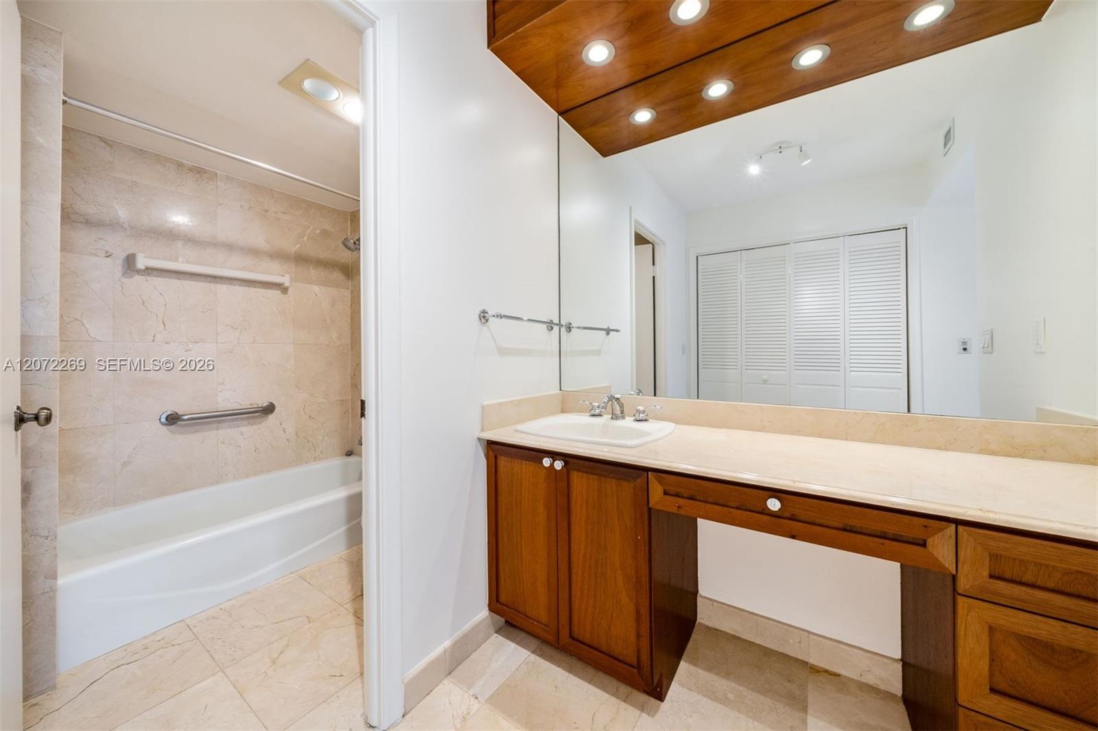 Photo of 9801 Collins Ave  #19H, Bal Harbour, Florida, 33154 - 