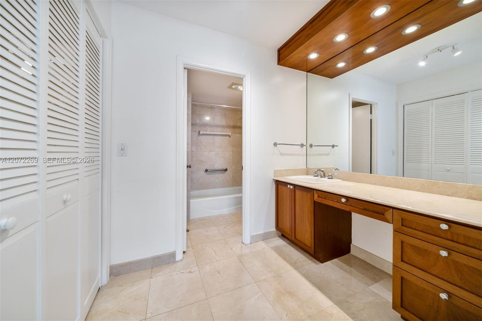 Photo of 9801 Collins Ave  #19H, Bal Harbour, Florida, 33154 - 