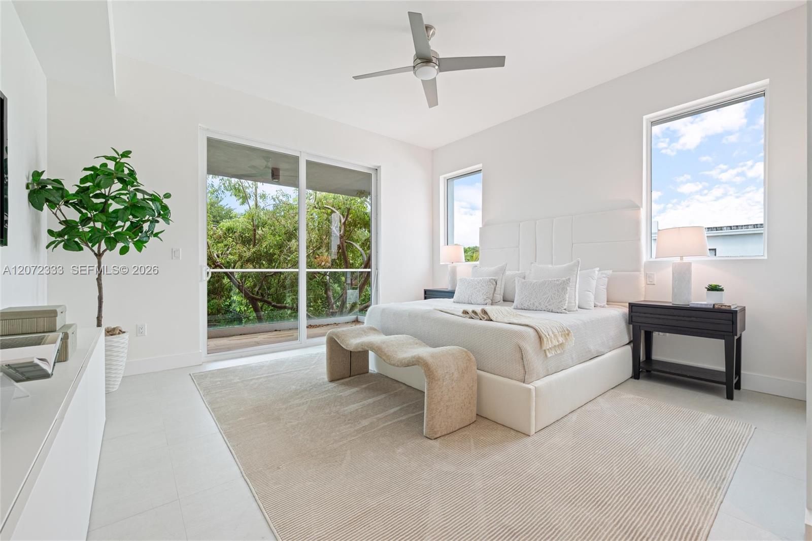   /  5328 sq. ft. $ 2026-08-17 0 foto