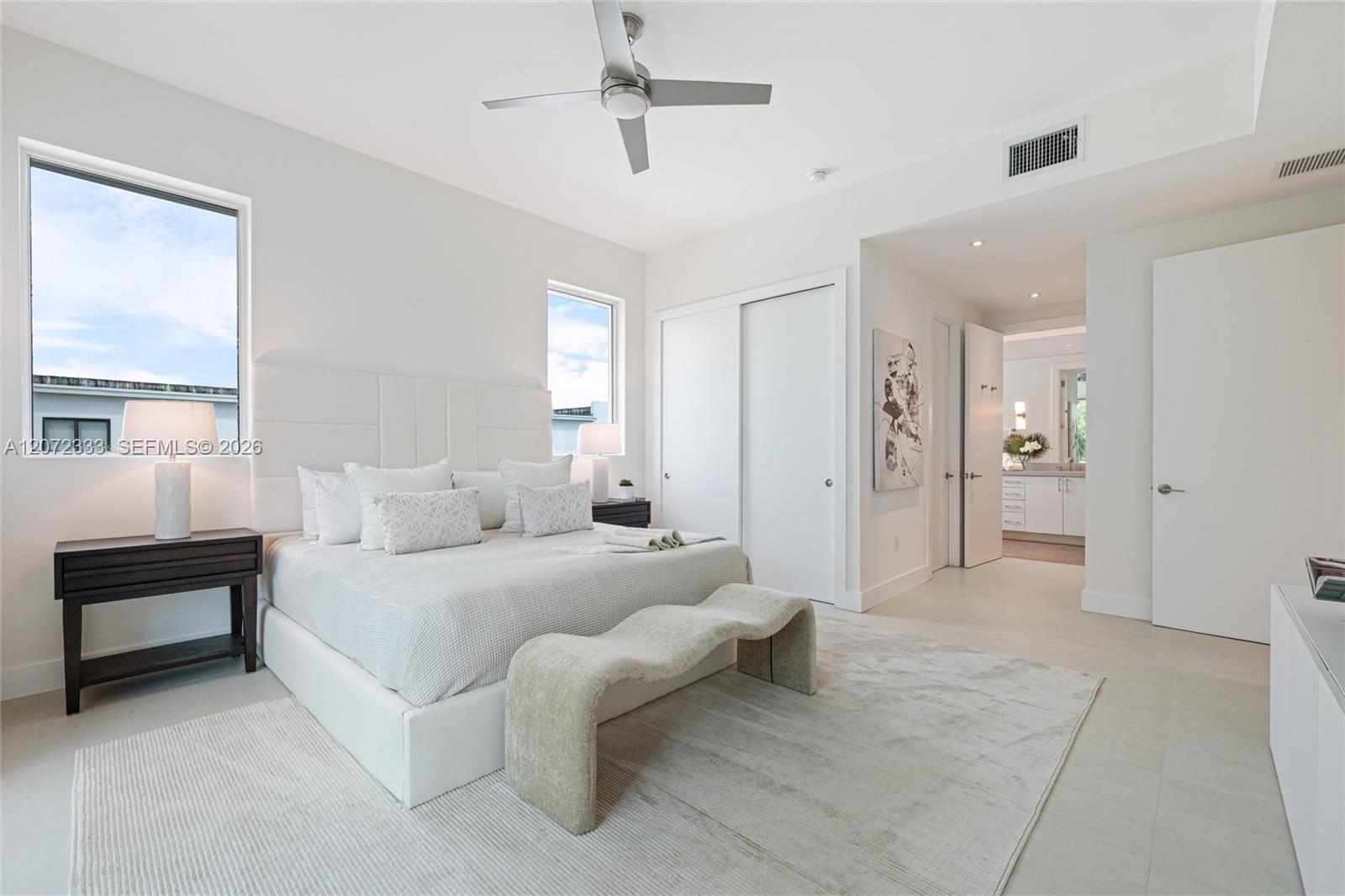   /  5328 sq. ft. $ 2026-08-17 0 foto