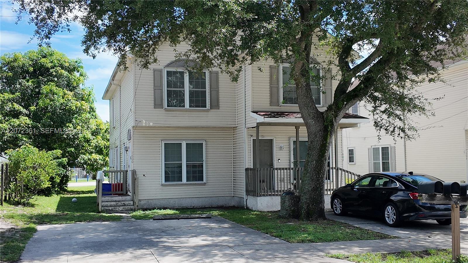 See details / 2202 sq. ft. $ 2026-08-17 0 Photo