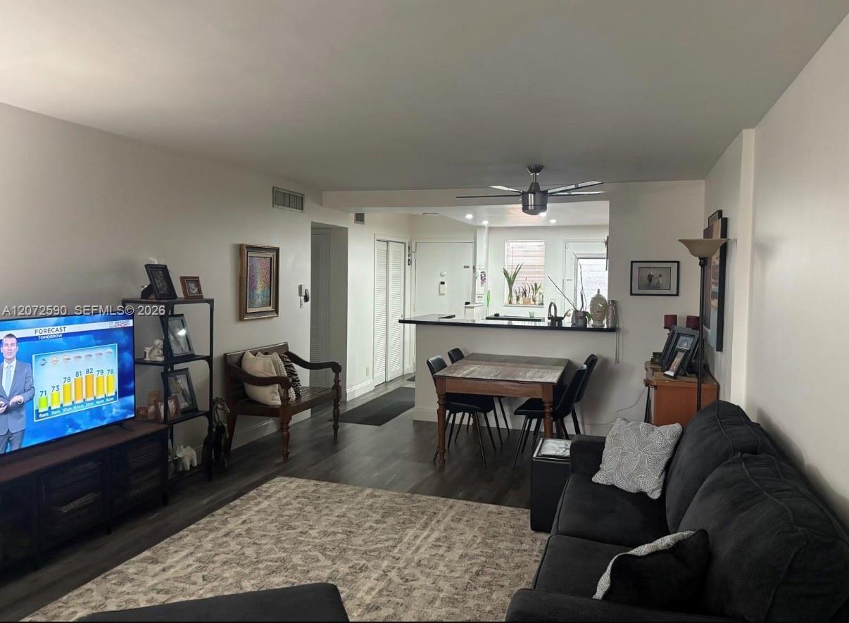 Photo of 500 12th Ave  #704, Hallandale Beach, Florida, 33009 - 