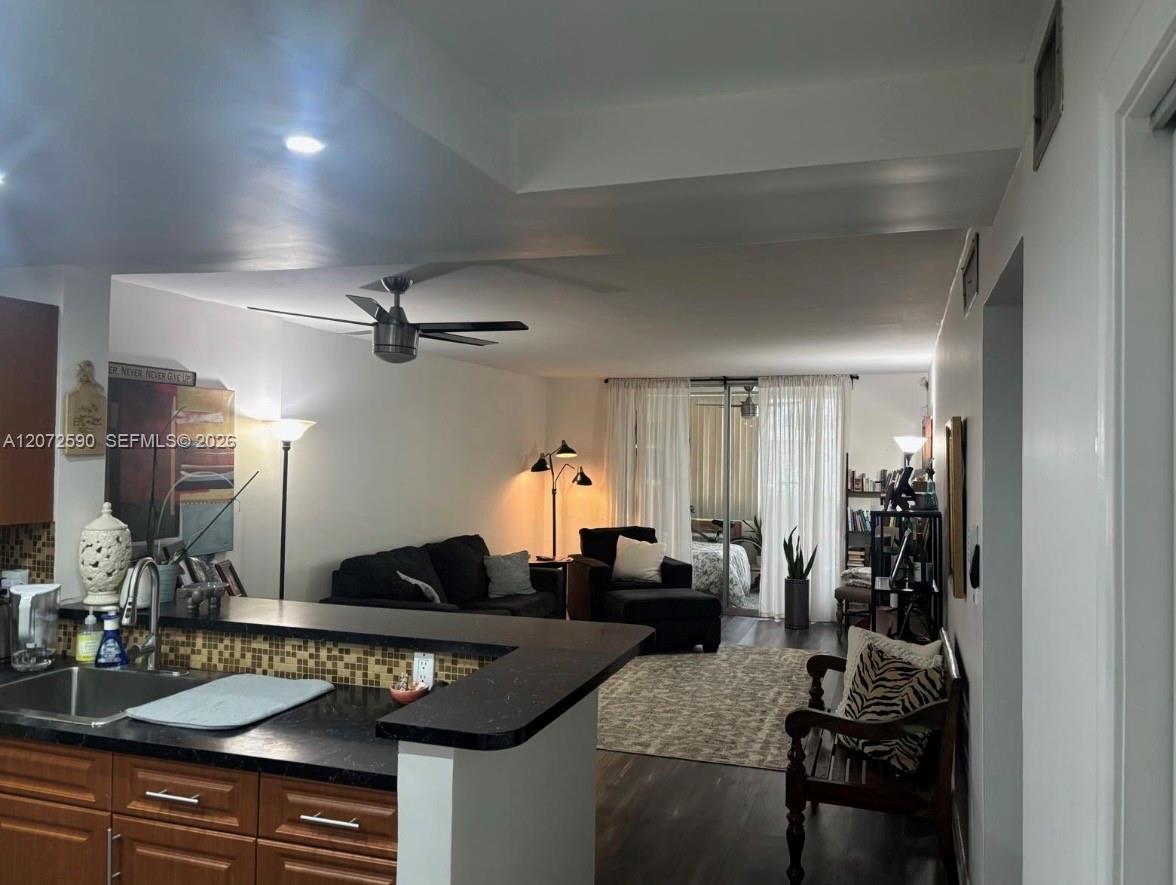 Photo of 500 12th Ave  #704, Hallandale Beach, Florida, 33009 - 