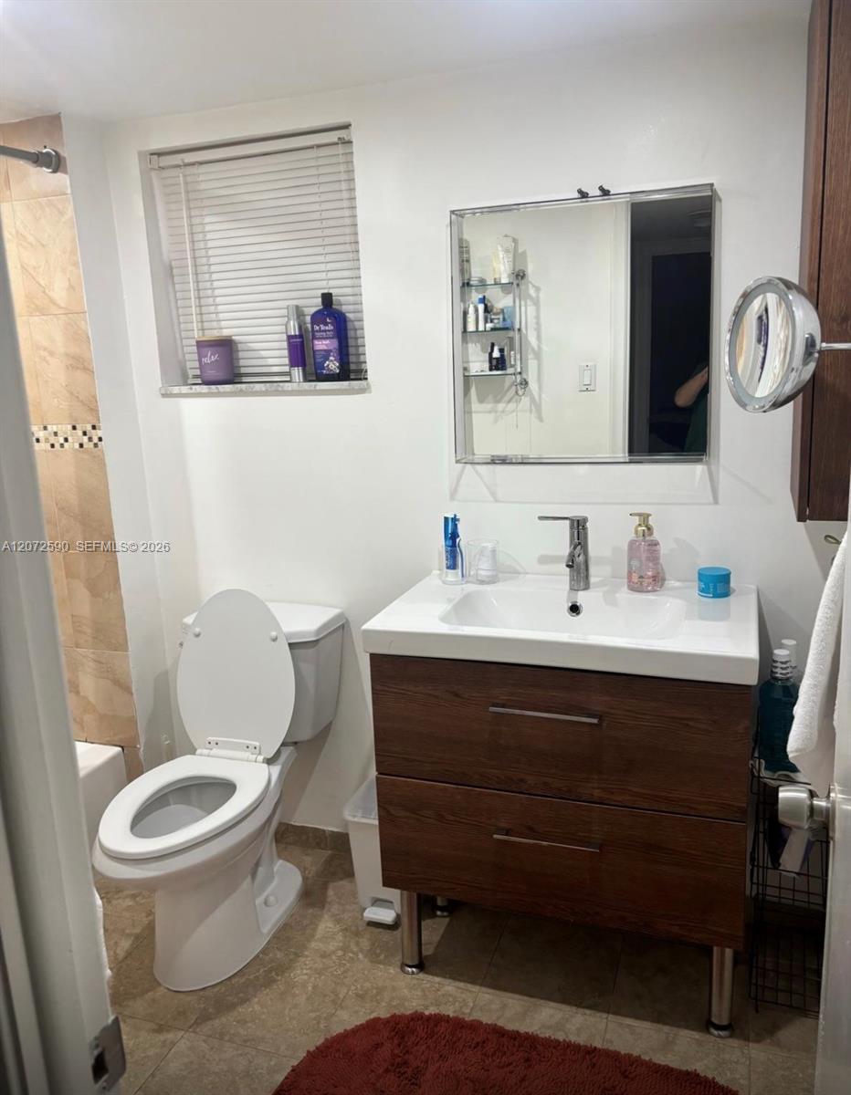 Photo of 500 12th Ave  #704, Hallandale Beach, Florida, 33009 - 