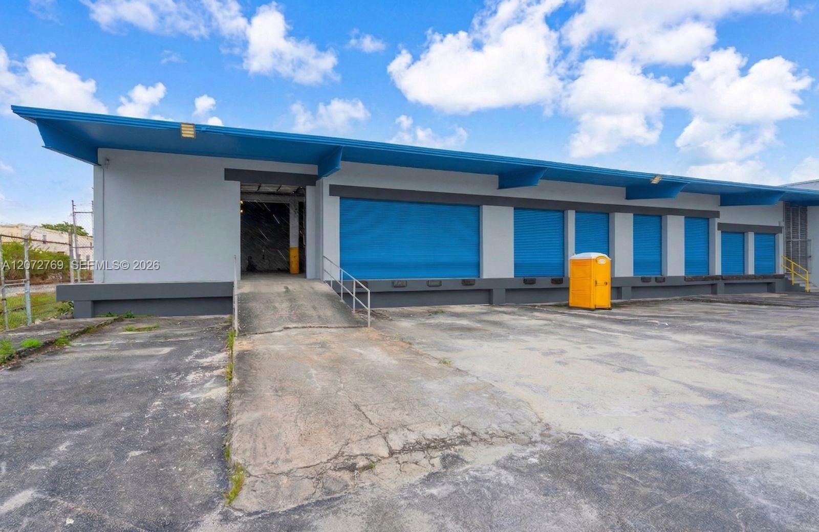 Ver detalles / sq. ft. $ 2026-08-17 0 foto