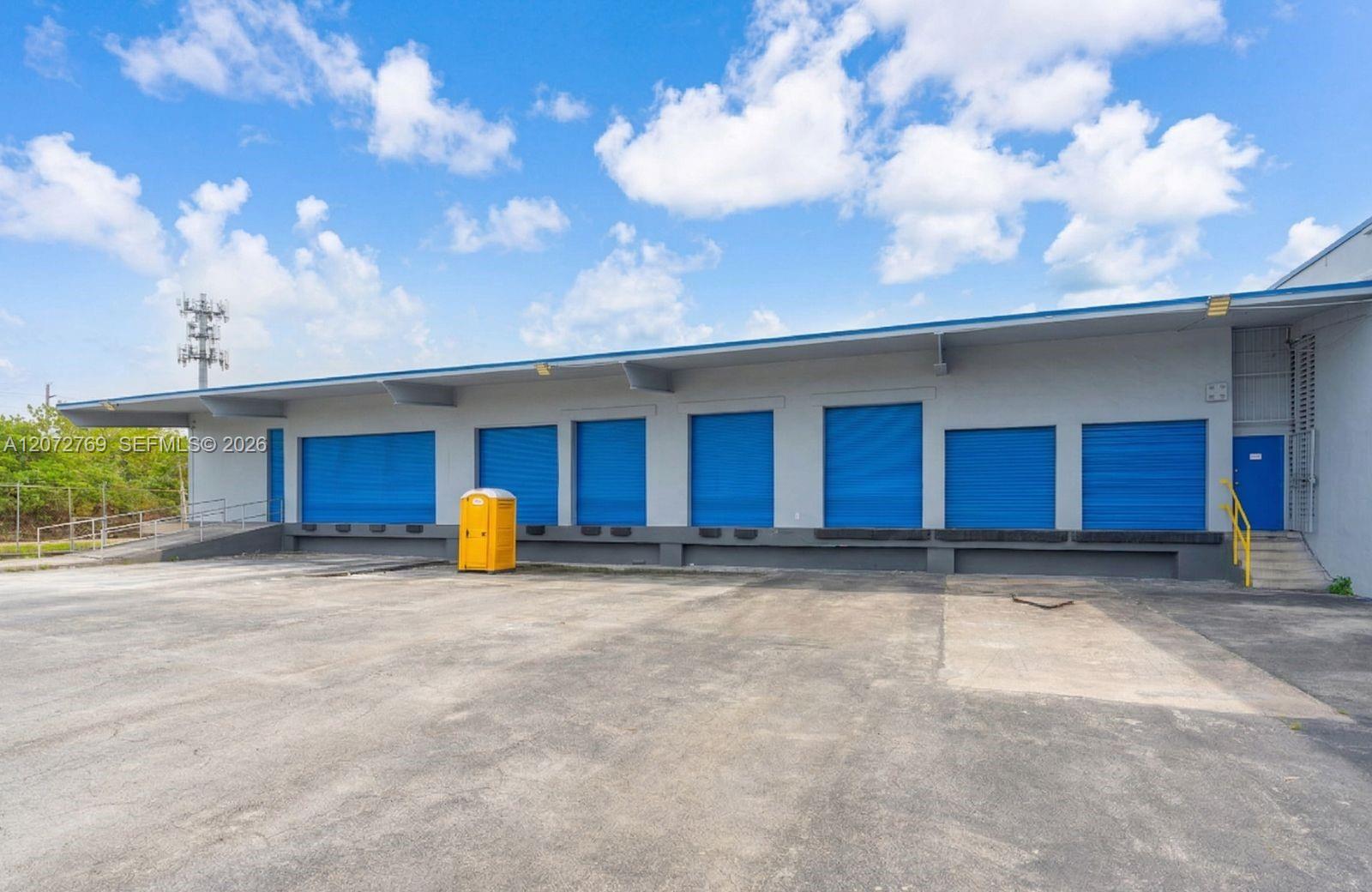 Ver detalles / sq. ft. $ 2026-08-17 0 foto